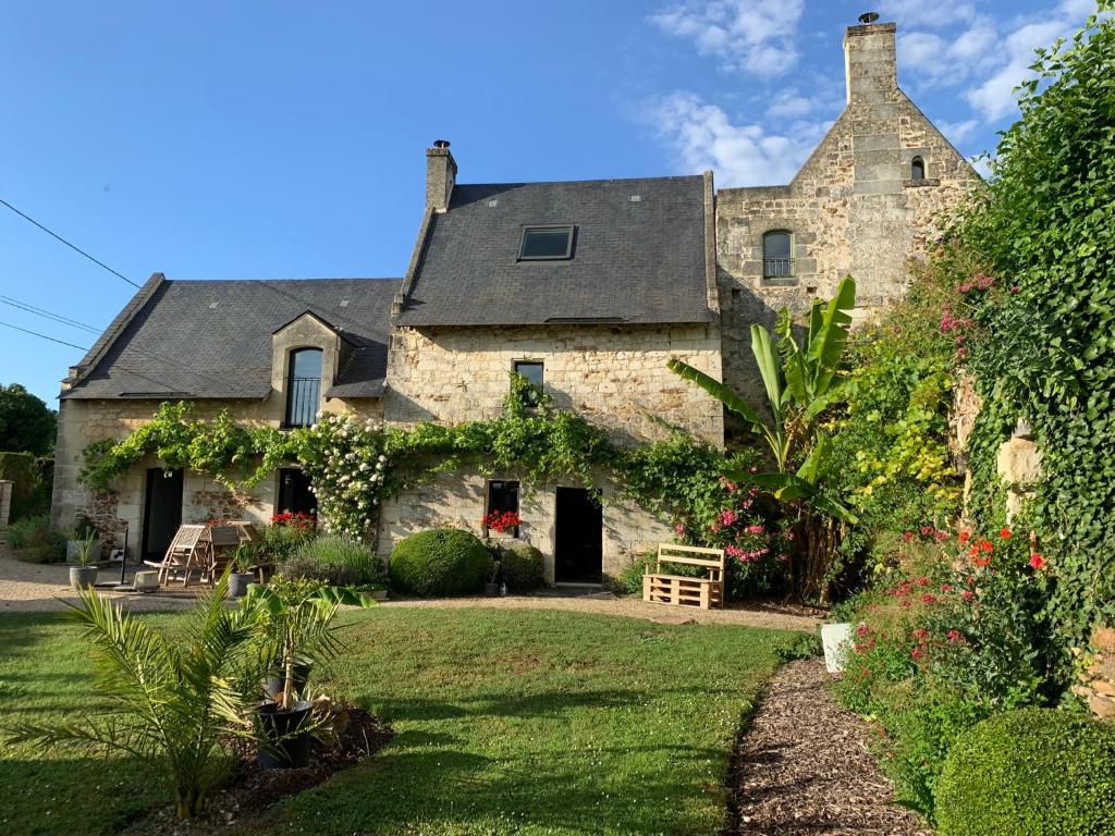 Maison de vacances Gîte de charme au cœur de la Vallée de la Loire et des vignobles d’Anjou La Sublerie, 49320  Charcé-Saint-Ellier-sur-Aubance