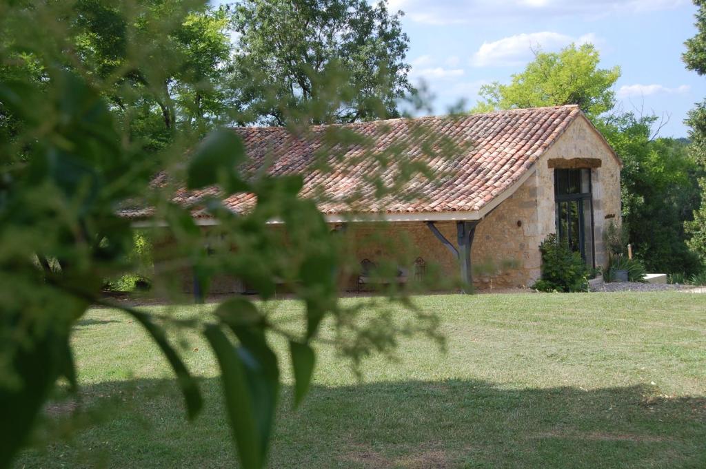 Maison de vacances Gîte de charme avec jacuzzi \ Dantou 2340 route de la feuillade 47150 Laussou, 47150 Laussou