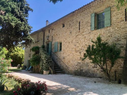 Maison de vacances Gîte de charme dans un ancien Moulin 615 Chemin de Ribas Laudun-l\'Ardoise