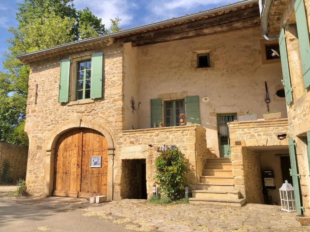 Maison de vacances Gîte de charme dans un ancien Moulin 615 Chemin de Ribas, 30290 Laudun-l\'Ardoise