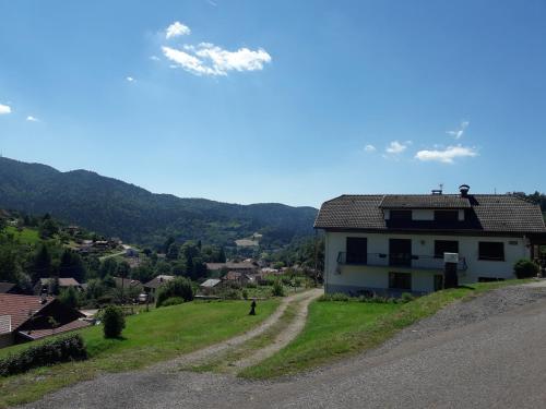 Appartement Gîte de famille dans les Vosges 9 Rue de Noiregoutte Saint-Maurice-sur-Moselle