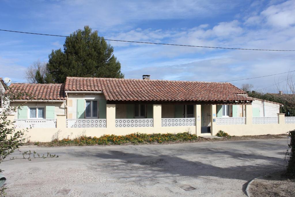 Maison de vacances Gite de l'étoile Route de Bouchaud À Gageron, 13200 Arles