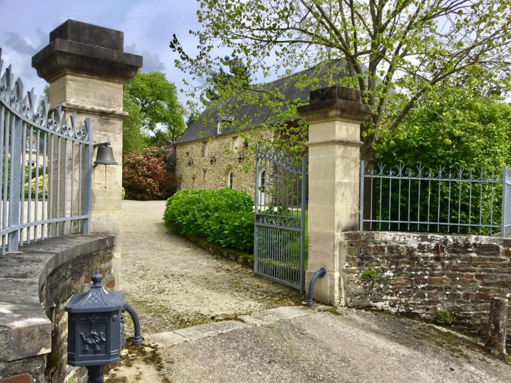 Maison de vacances Gîte de la Butte ferme de la butte 353 Route du tronquay, 14330 Le Molay-Littry