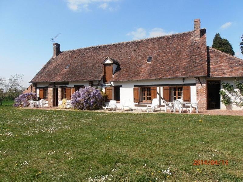 Maison de vacances Gîte de la Clairerie LD La Clairerie, 89220 Champcevrais