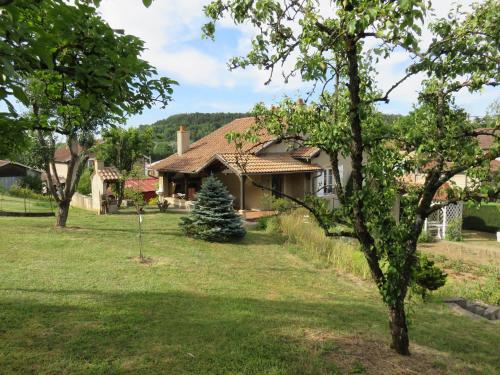 Maison de vacances Gîte de la fontaine 10 Rue Alain Fournier Saint-Rémy-la-Calonne