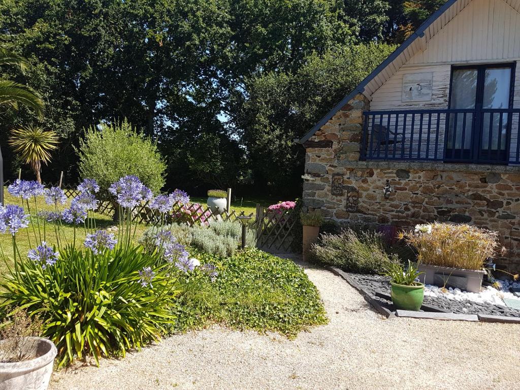 Maison de vacances Gîte de la vieille croix La vieille croix 17 bis route de la Grandville, 22120 Hillion