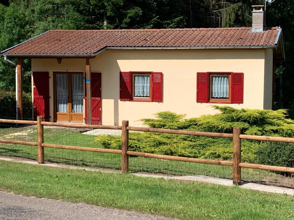 Maison de vacances GITE*** DES BARAQUES 14 Les Baraques, 88240 Fontenoy-le-Château