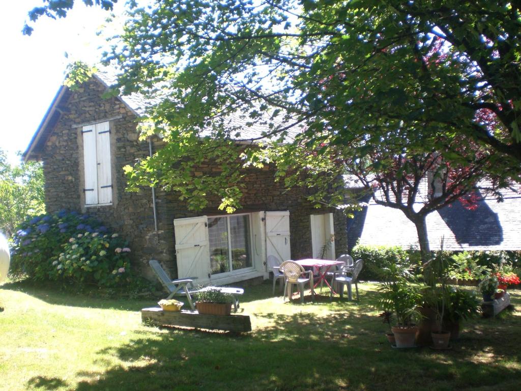 Maison de vacances Gîte des Cantines Mazieres, 19270 Donzenac