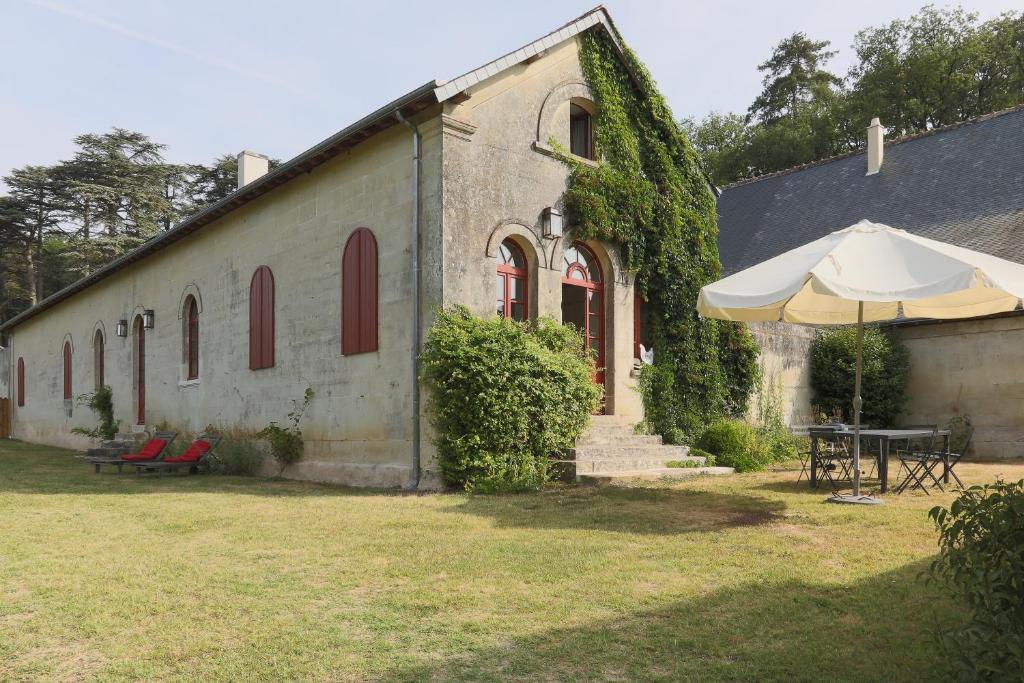 Maison de vacances Gîte des Ecuries d'Hodebert Chateau d'Hodebert, 37370 Saint-Paterne-Racan