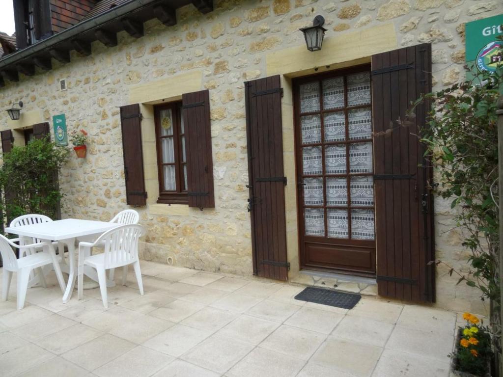 Maison de vacances Gîte Domme, 3 pièces, 4 personnes - FR-1-616-62 La Roche, 24250 Domme