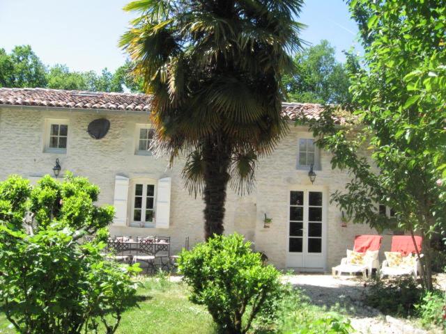 B&B / Chambre d'hôtes Gite du Calme Les Poitevins 107 Rue de l'Aire aux Grains, 17610 Chérac