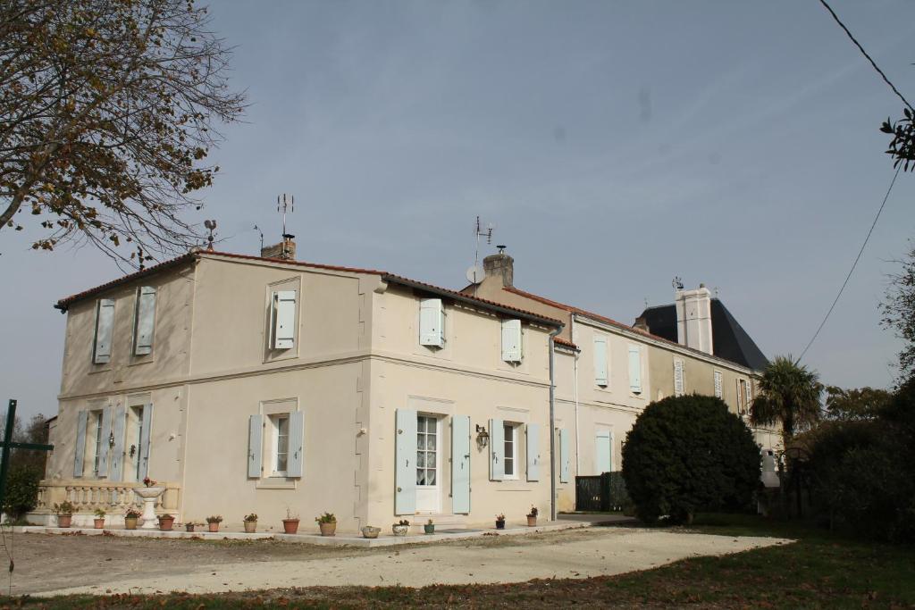 Maison de vacances Gîte du Château 3 Le Château, 17150 Allas-Bocage