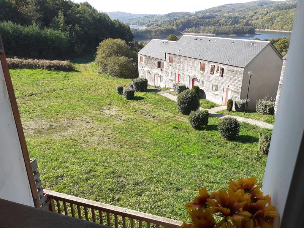 Maison de vacances Gîte du Gua des Brasses au bord du lac de la Raviège Gîte N°314 - Domaine des Sources Gua des Brasses, 34330 La Salvetat-sur-Agout