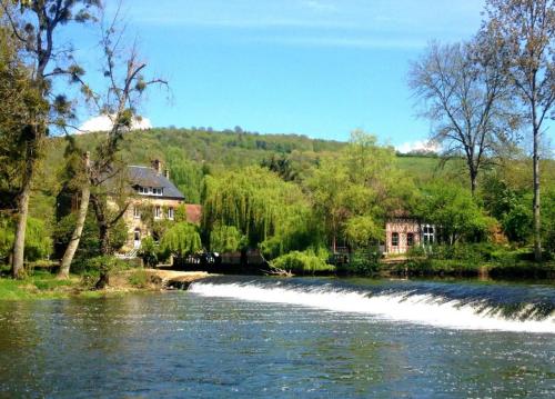 Maisons de vacances Gîte du Moulin du Vey Lieu dit le Moulin du Vey Clécy