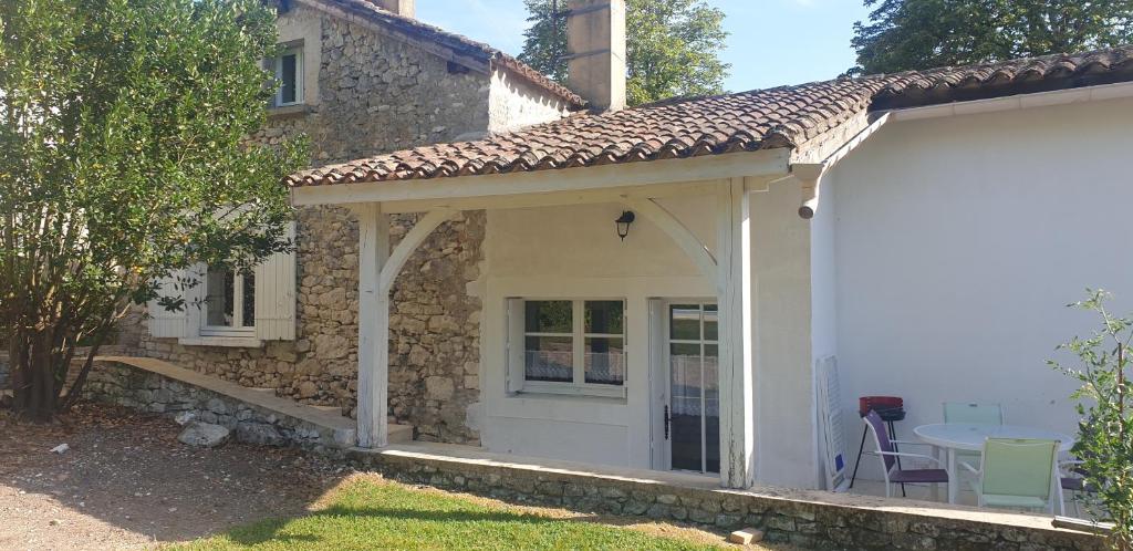 Maison de vacances Gîte du Tilleul 10 pers 994 Le Bourg, 47210 Parranquet