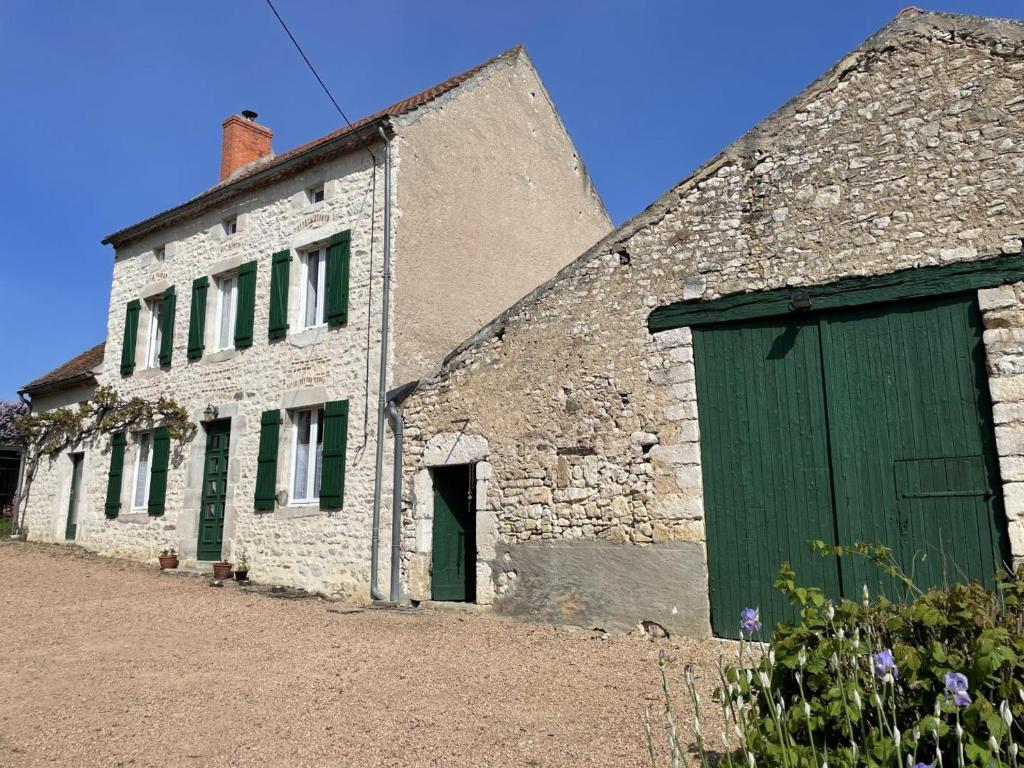 Maison de vacances Gîte Ébreuil, 3 pièces, 4 personnes - FR-1-489-19 VILLENEUVE, 03450 Ébreuil