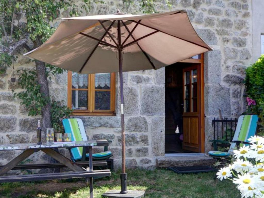 Maison de vacances Gîte Estivareilles, 3 pièces, 4 personnes - FR-1-496-43 Route  de la Chapelle N°38, 42380 Estivareilles