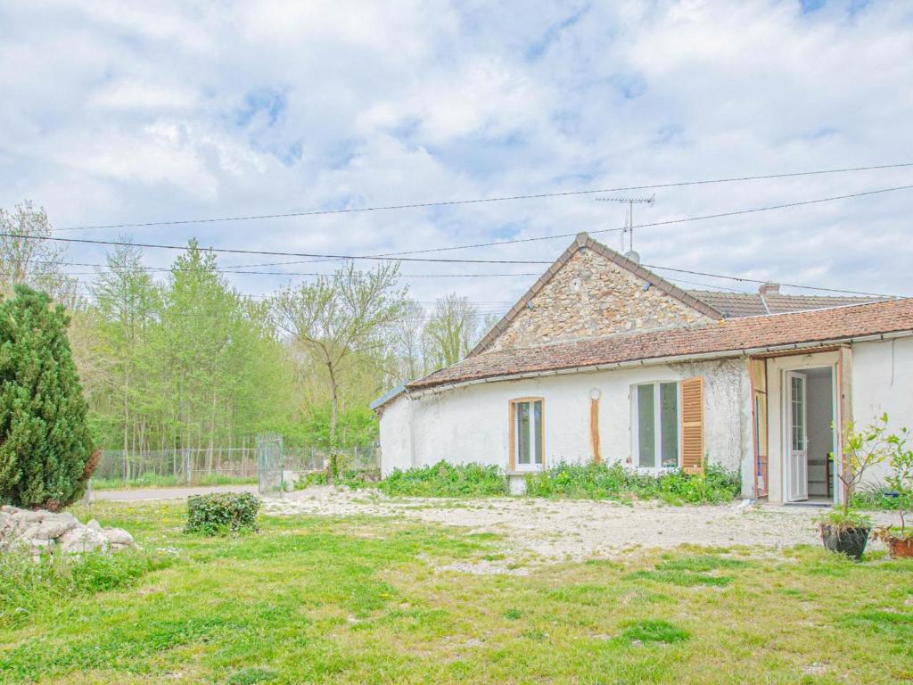 Maison de vacances Gîte Ferreux-Quincey, 2 pièces, 3 personnes - FR-1-543-239 8 Rue du Pont Robin, 10400 Ferreux