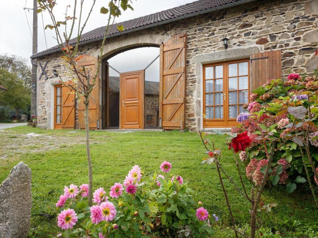 Maison de vacances Gîte Ferrières-sur-Sichon, 4 pièces, 7 personnes - FR-1-489-101 RECOST, 03250 Ferrières-sur-Sichon