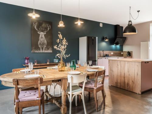 Maison de vacances Gîte Foëcy, 4 pièces, 7 personnes - FR-1-586-32 4 Rue de l'Église Foëcy