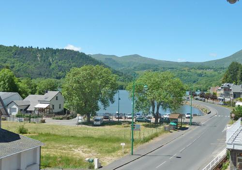 GÎTE GUERY Chambon-sur-Lac france