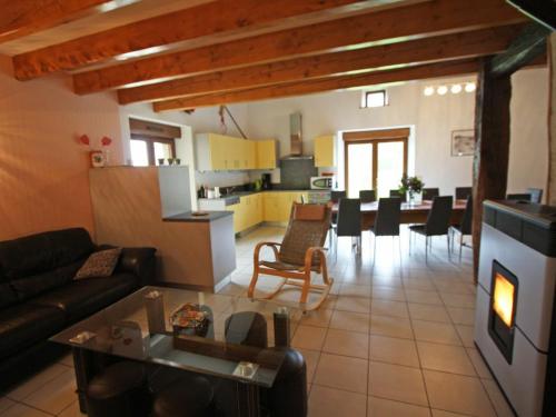 Gîte Harsault, 5 pièces, 9 personnes - FR-1-589-79 Bains-les-Bains france