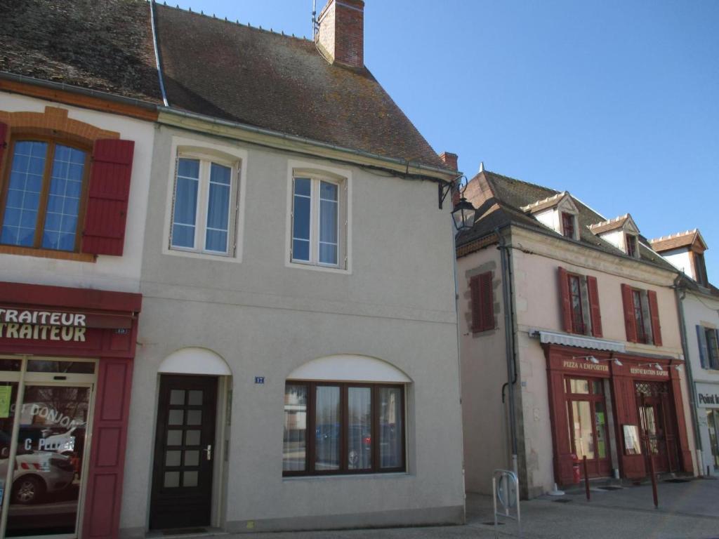 Maison de vacances Gîte Huriel, 4 pièces, 5 personnes - FR-1-489-27 17 GRAND'RUE, 03380 Huriel