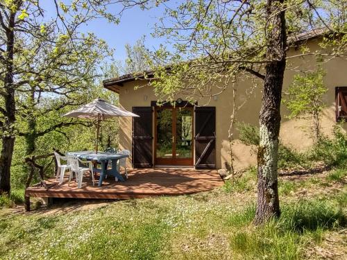 Gîte indépendante à la campagne avec piscine Paulhiac france