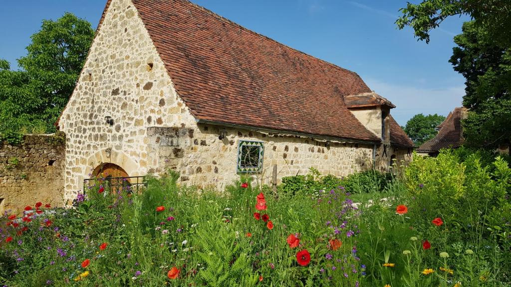 Maison de vacances Gîte Jardins du Périgord 1, La Burague, 24250 Cénac-et-Saint-Julien