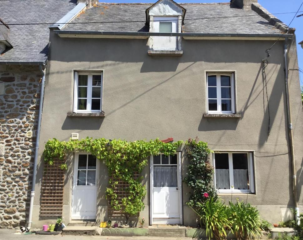 Maison de vacances Gite ker mamie 286 Rue de la ville És Quelmees, 35800 Saint-Lunaire