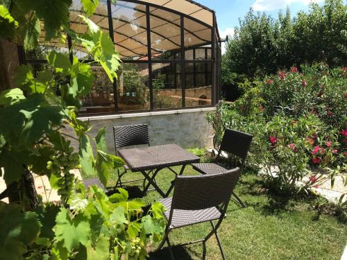 Maison de vacances Gite l'Annexe 304 route des jardinettes Villelaure