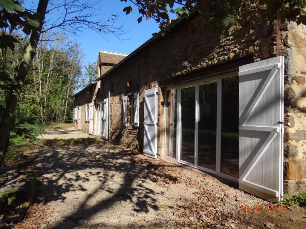 Maison de vacances Gîte La Bazoge, 6 pièces, 10 personnes - FR-1-410-213 35 Rue de la Sauvagère lieu-dit la petite Sauvagère, 72650 La Bazoge