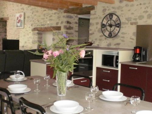 Gîte La Gaubretière, 4 pièces, 6 personnes - FR-1-426-112 La Gaubretière france