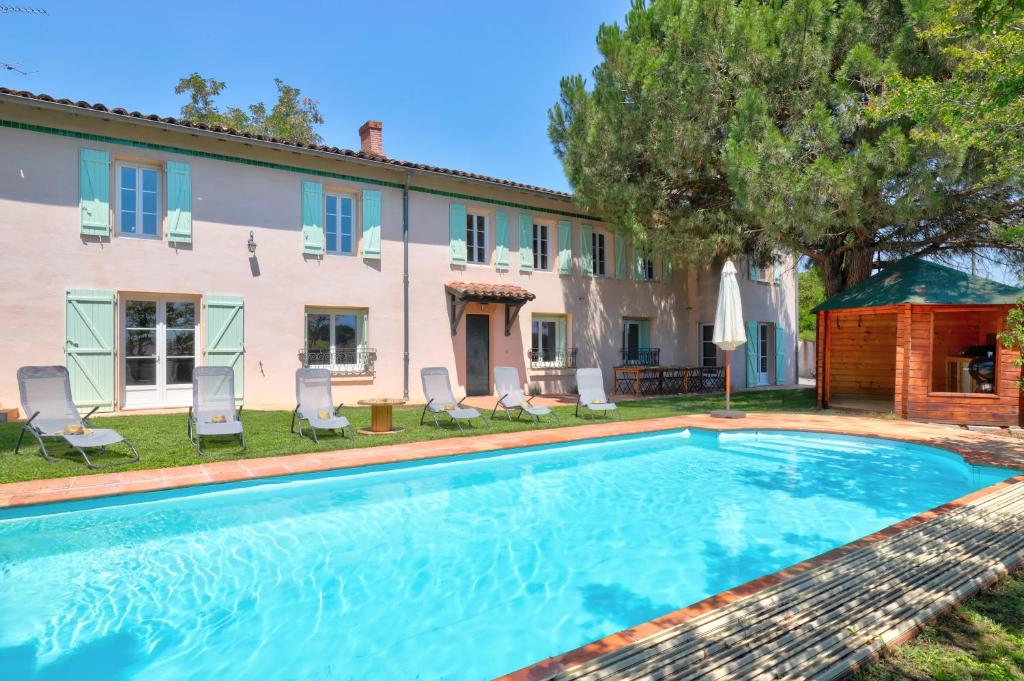 Maison de vacances Gîte la grappe Occitane - 14 personnes - piscine privée 675 Rue du Pastel, 81500 Ambres