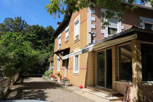 Gîte La grave haute sud Mauzac-et-Grand-Castang france