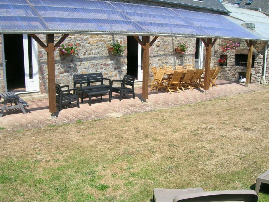 Maison de vacances Gîte La Hague, 5 pièces, 8 personnes - FR-1-362-259 67 Rue De L'Eglise -Auderville -  -, 50440 Auderville