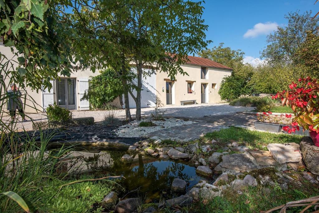 Maison de vacances Gîte La Longère Bourguignonne 2 Rue de Rion, 71150 Demigny