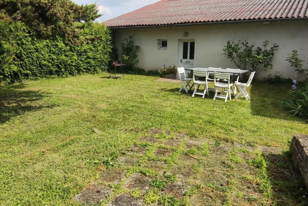 Maison de vacances Gîte la Metairie, au calme à la campagne 11 Impasse de la Ferronnerie, 17800 Saint-Seurin-de-Palenne