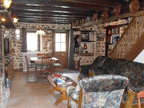 Maison de vacances Gîte La Petite-Marche, 3 pièces, 4 personnes - FR-1-489-159 LE MATINAT La Petite-Marche