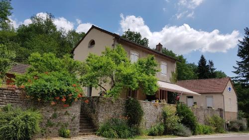 Gîte la Providence Saint-Sernin-du-Plain france