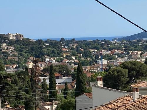 Gîte « la sakalava » vue panoramique faron Toulon france