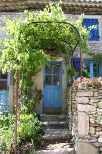 Gîte La Salamandre Bleue 15 rue de la bergerie 26230 Chantemerle-lès-Grignan Rhône-Alpes