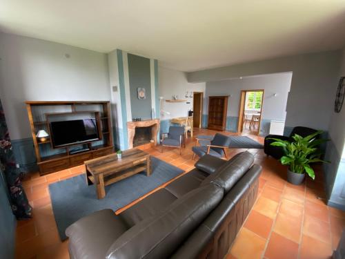 Maison de vacances Gite La Tarabelloise À Duffaut Tarabel