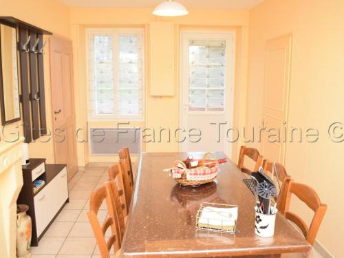 Maison de vacances Gîte La Tour-Saint-Gelin, 3 pièces, 5 personnes - FR-1-381-434 3 La Grande Bruere -  - La Tour-Saint-Gelin