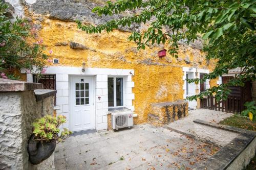 Gîte Le Cerisier Perché avec SPA Luynes france