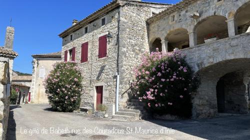 Gîte le Couradou - le domaine du viticulteur Saint-Maurice-dʼIbie france