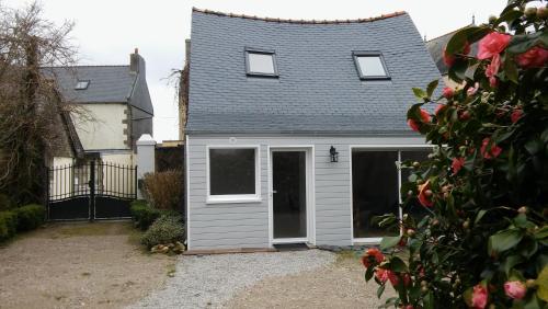 Maison de vacances Gîte, Le Jardind'Eneour, spots de surf, plages et randonnées ! 6 RUE JULES FERRY Plonéour-Lanvern