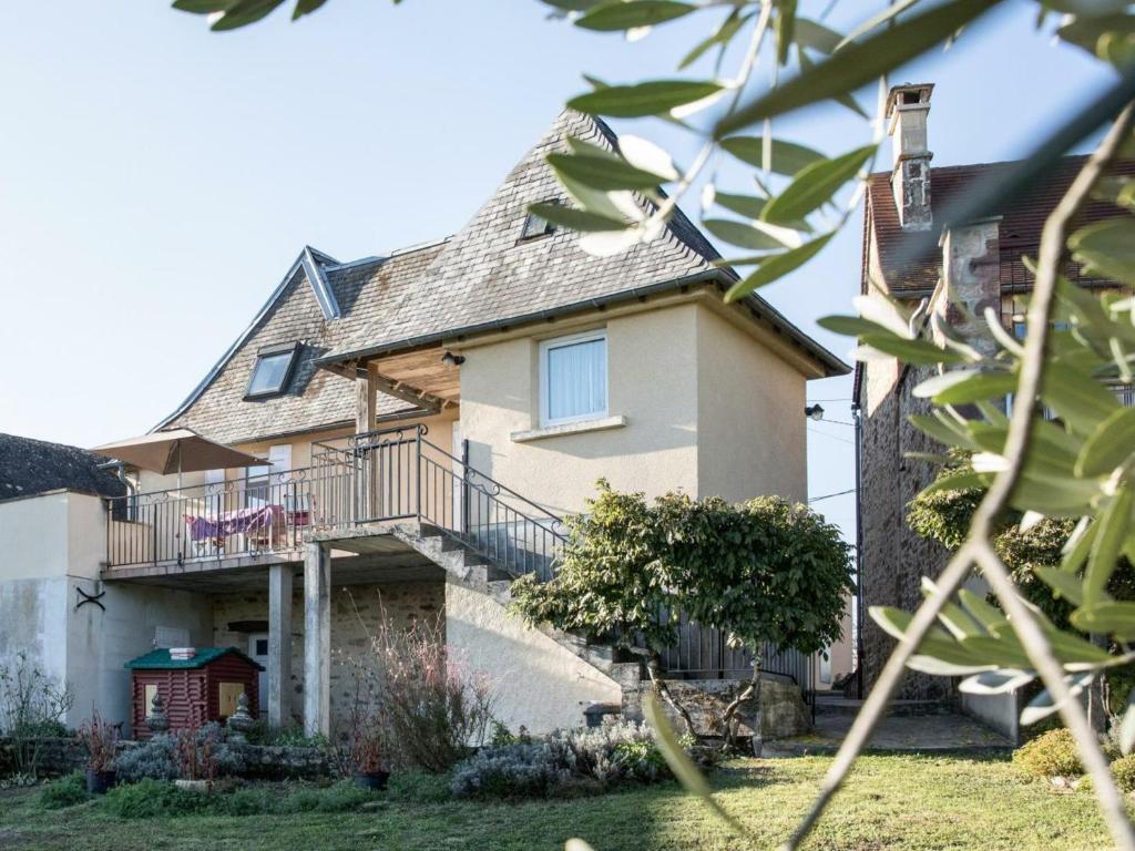 Maison de vacances Gîte Le Lardin-Saint-Lazare, 4 pièces, 6 personnes - FR-1-616-220 Lage 10 rue de l'Etang, 24570 Le Lardin-Saint-Lazare