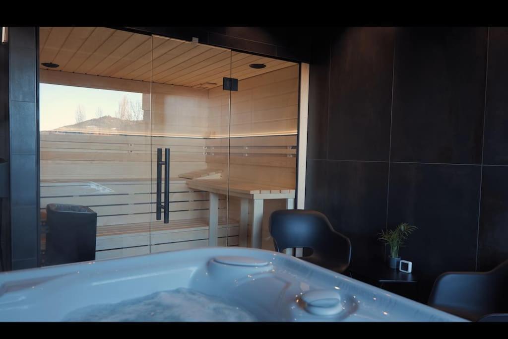 Maison de vacances Gîte Le Morgon et Espace bien-être privatisé de 18h à 20h, jacuzzi, hammam, sauna Les Catis, 05200 Crots