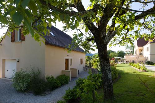 Maison de vacances Gîte le Noyer - l'Ancien Vignoble le Mondou Haut Saint-Julien-de-Lampon